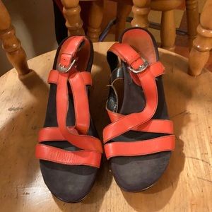 Aero soles wedge sandals